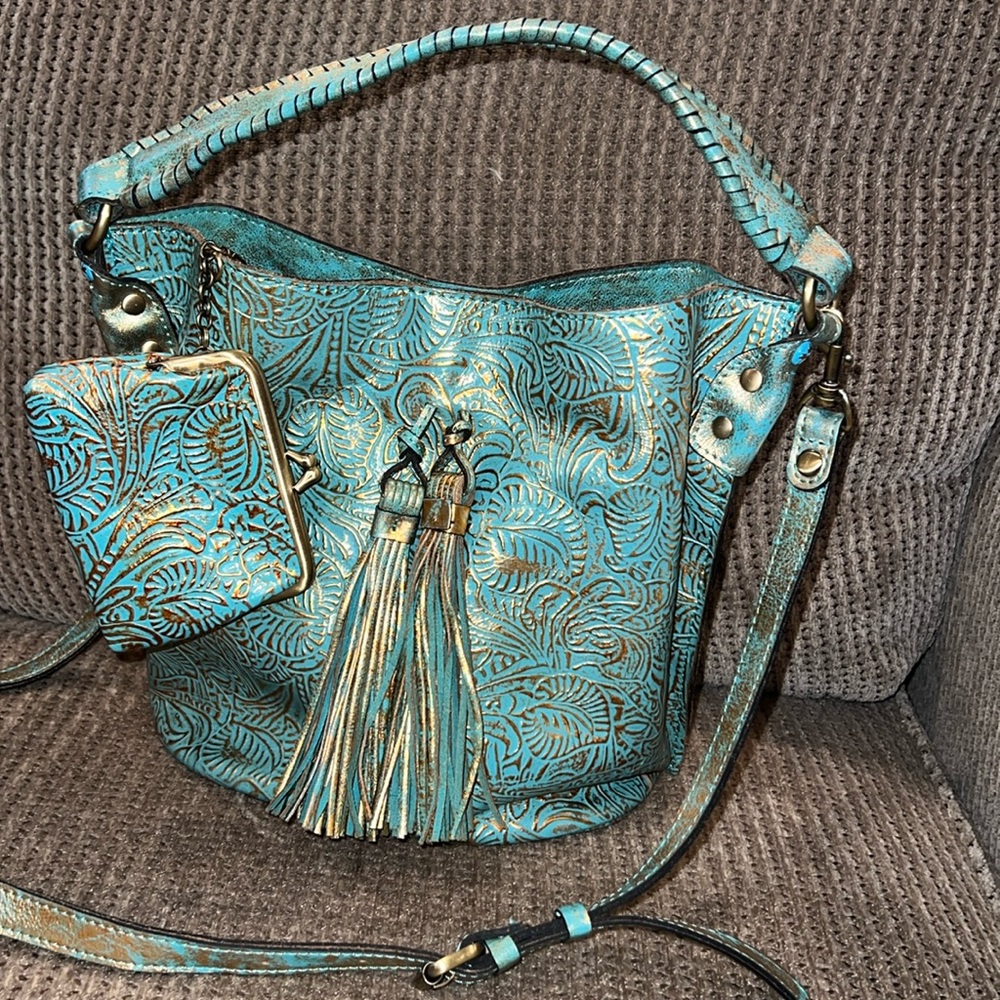 Patricia Nash Octavia Women’s Bucket Bag & Coin Purse